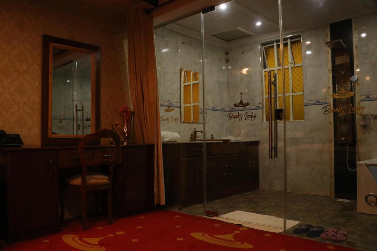 Brooks Lodge Накуру Екстер'єр фото