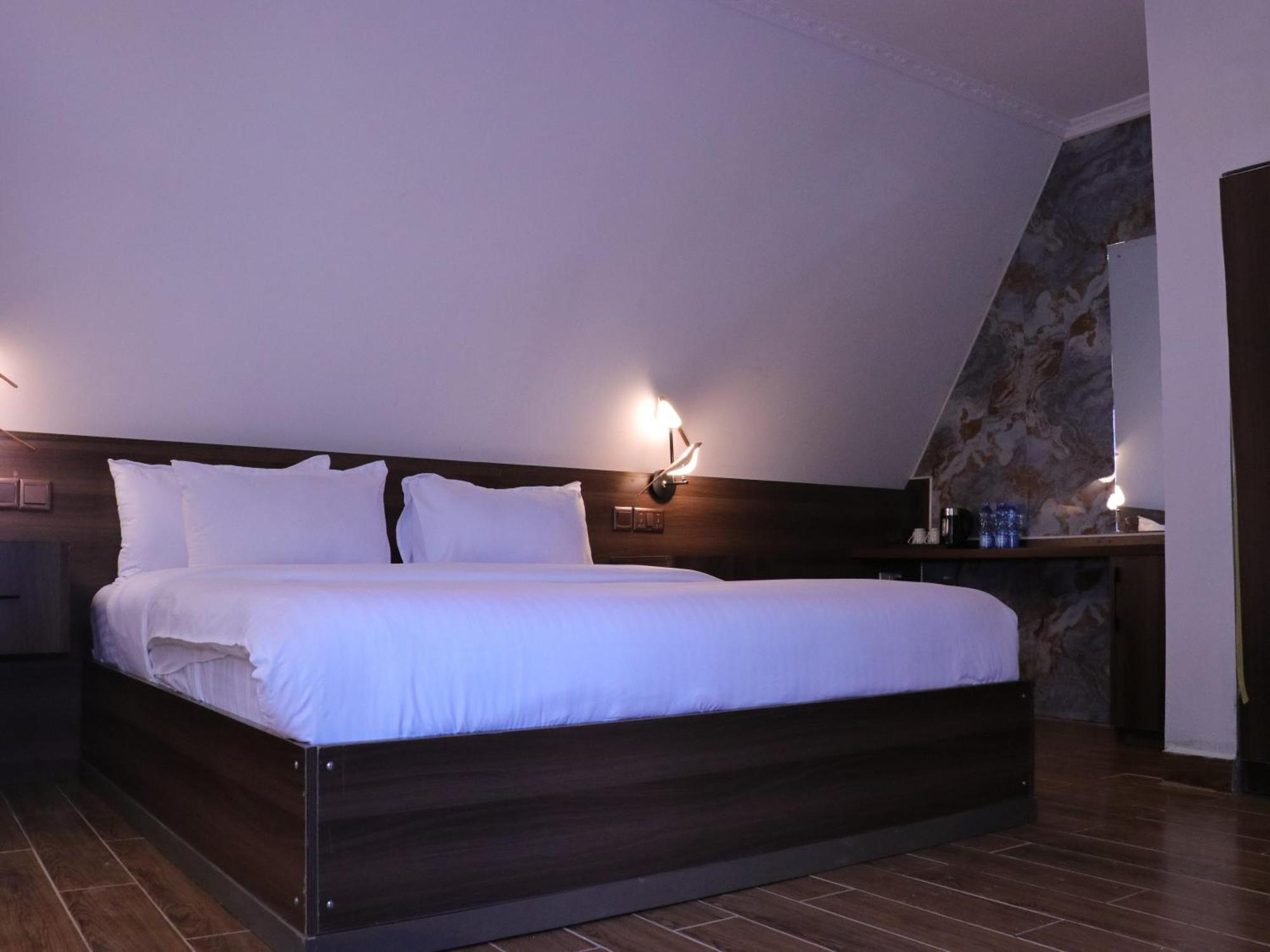 Brooks Lodge Накуру Екстер'єр фото